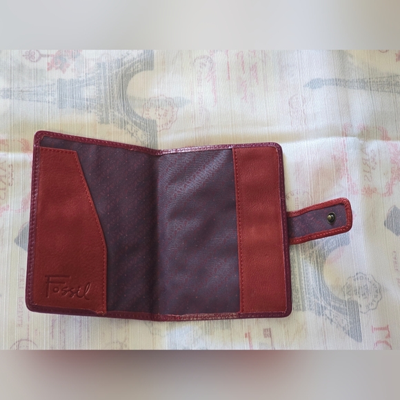 Vintage Fossil Passport Holder/Case - Picture 4 of 6